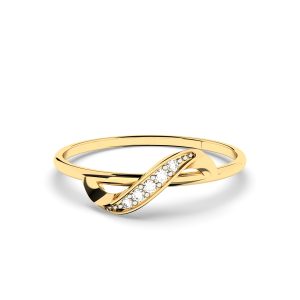 18k Diamond Ring - Image 1